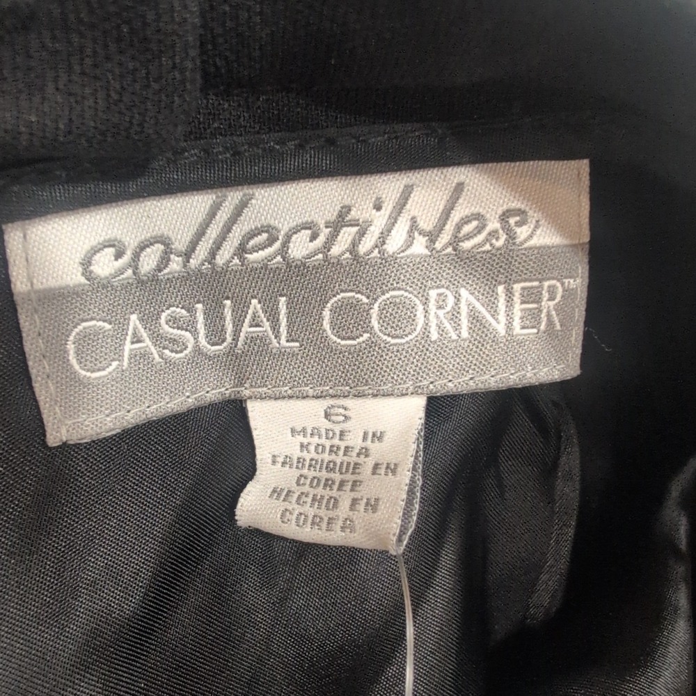 Casual Corner Collectibles Black Pencil Skirt Size 6 Button Zip Back NWT - Picture 3 of 5